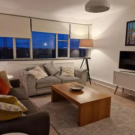 Newly Renovated Apartment! London Exterior photo